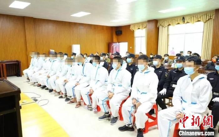 圖為庭審現(xiàn)場。　東蘭法院 攝