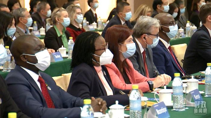 △紀(jì)念會議分會場的與會嘉賓。(總臺央視記者楊立峰拍攝)