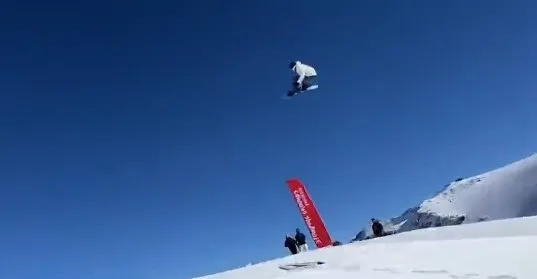 圖片來(lái)源：新體育網(wǎng)視頻截圖。