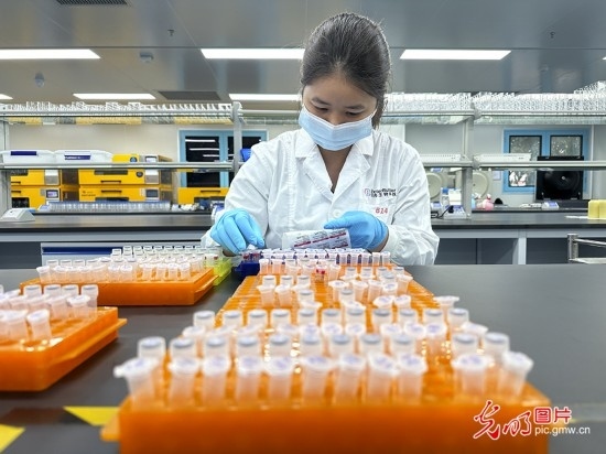 【高質(zhì)量發(fā)展看中國】基因遞送排頭兵 可實(shí)現(xiàn)“個性化”定制