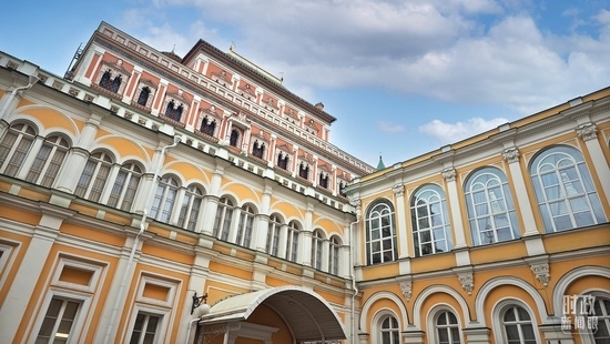  △當(dāng)?shù)貢r(shí)間3月21日，莫斯科，克里姆林宮。（總臺(tái)央廣記者潘毅拍攝）