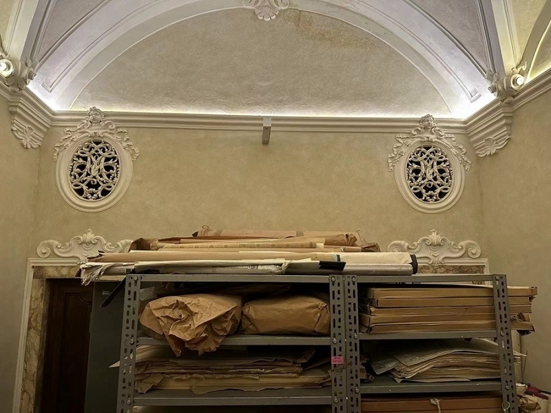 美第奇洛倫佐圖書館保存古籍。中藝國際供圖