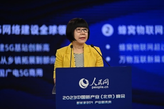 人民網(wǎng)監(jiān)事會(huì)主席唐維紅。人民網(wǎng)記者 于凱攝