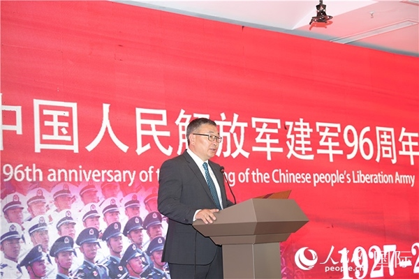 蒙古國(guó)國(guó)防部副部長(zhǎng)瑪格奈致辭。人民網(wǎng)記者 霍文攝J