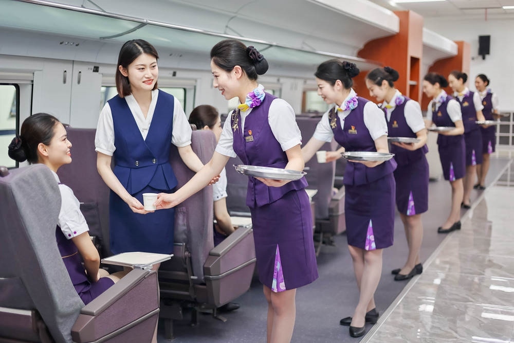 形象儀態(tài)塑造。