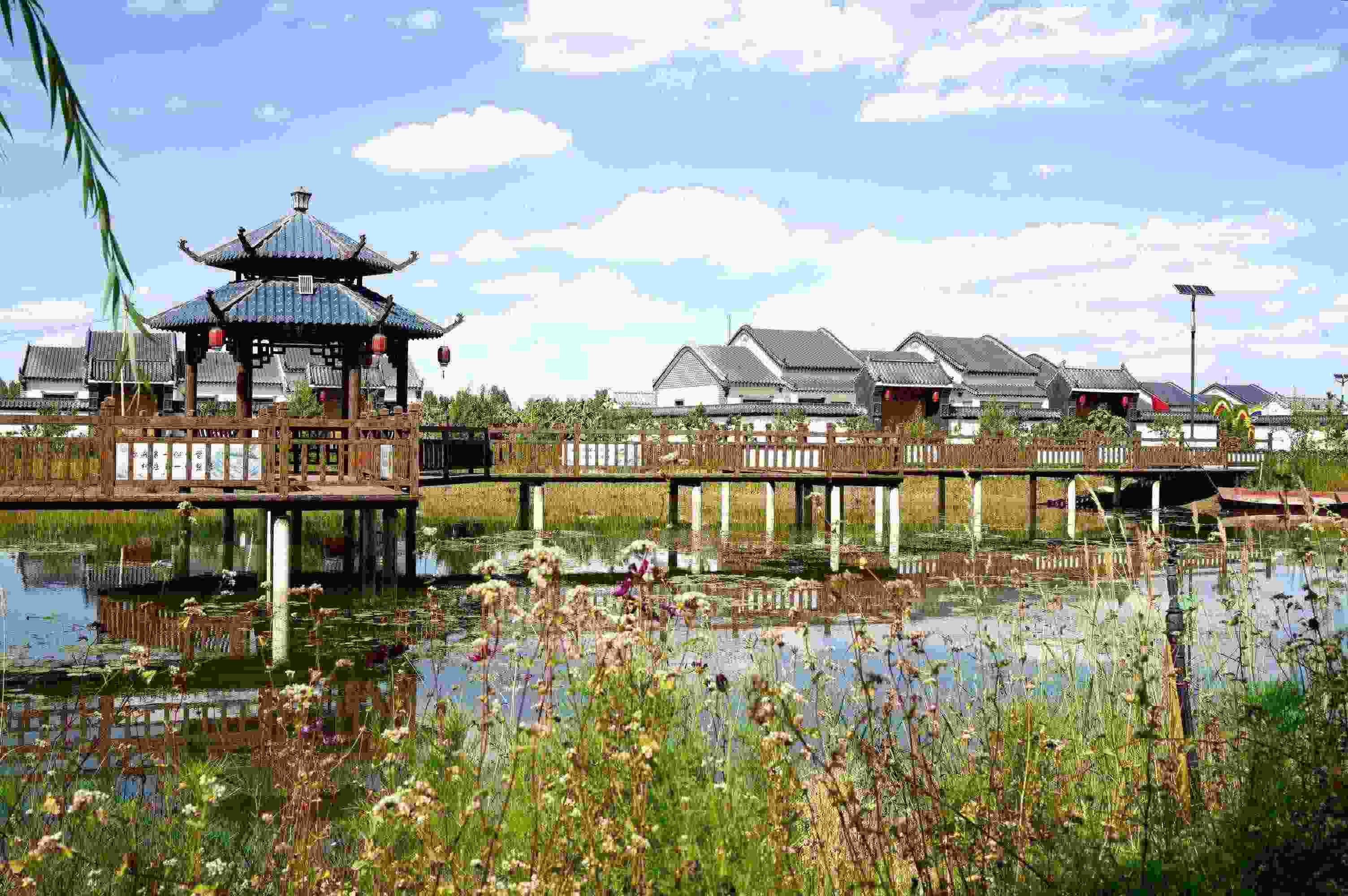 黃家堡村，筑夢(mèng)新居。張文博攝