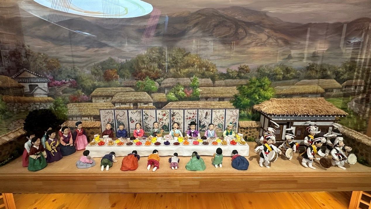 朝鮮族花甲禮展示。人民網(wǎng)記者 金洪花攝