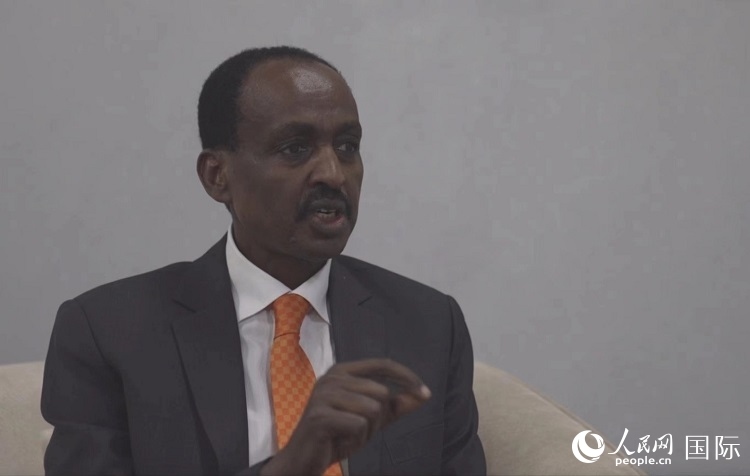 特肖梅·托加接受人民網(wǎng)專訪。人民網(wǎng)記者 劉寧攝