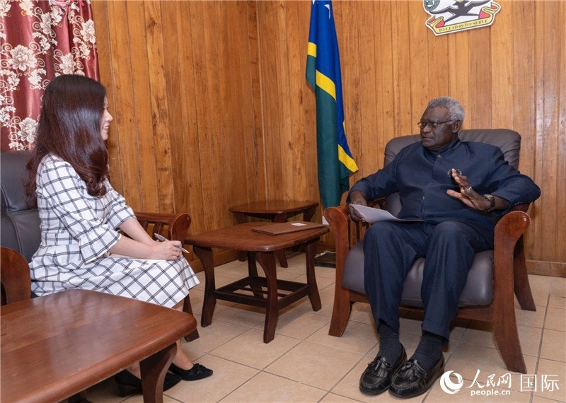 2023年9月14日，所羅門群島總理梅納西·索加瓦雷在首都霍尼亞拉接受人民網(wǎng)記者專訪。人民網(wǎng) 賀吉攝