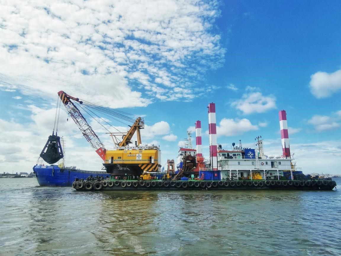 烏拉圭蒙得維的亞Capurro漁港船塢區(qū)域疏浚工程施工照片。受訪(fǎng)者供圖