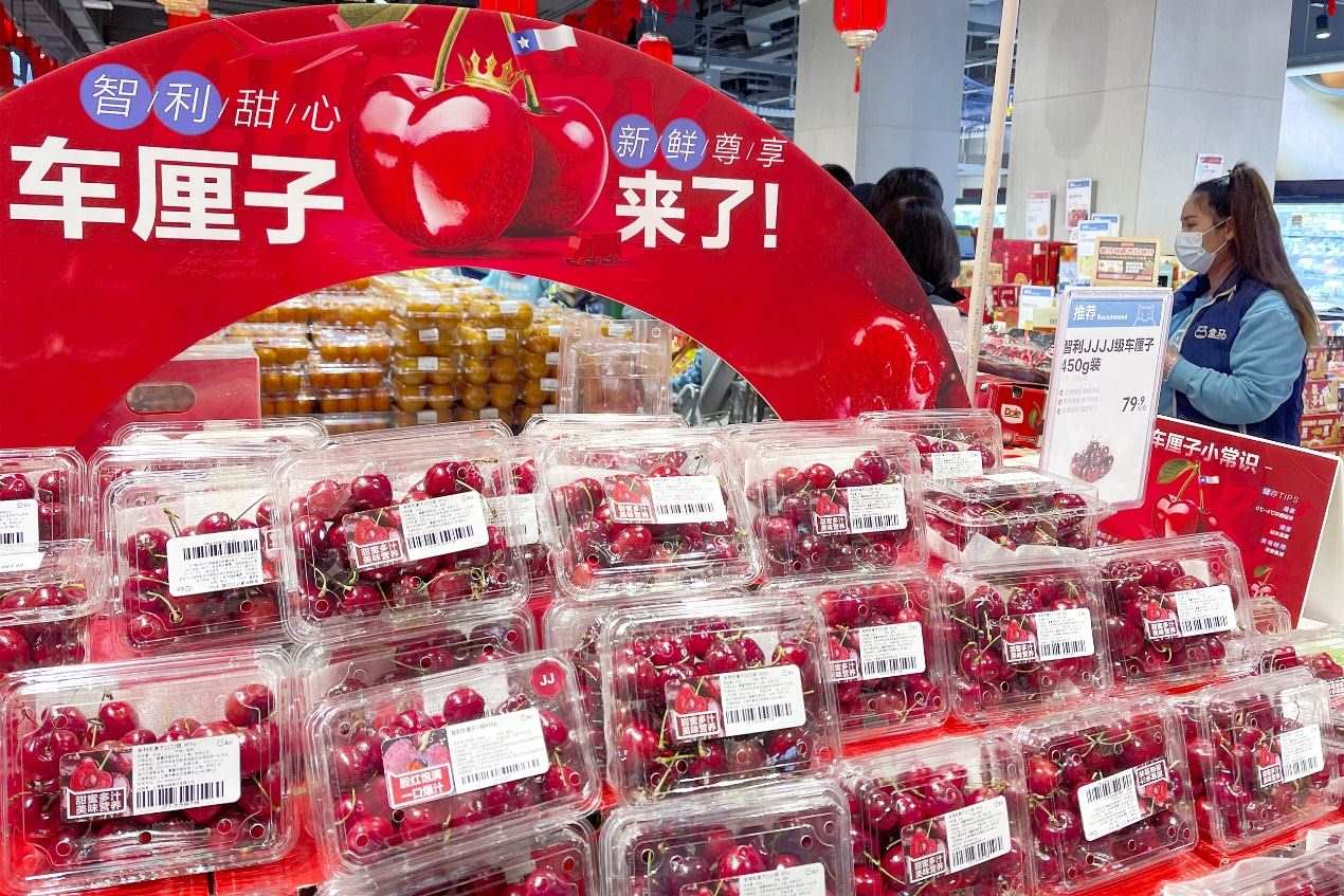 北京一家盒馬鮮生超市中智利車?yán)遄邮圪u區(qū)。來源：視覺中國