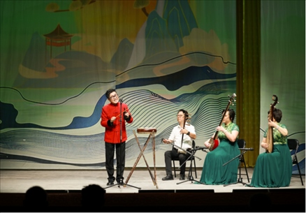 演出現(xiàn)場。中國煤礦文工團(tuán)供圖