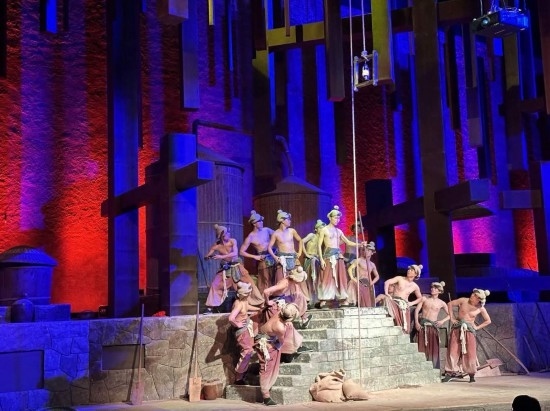 《天釀》演出場景。本報(bào)記者劉書文攝