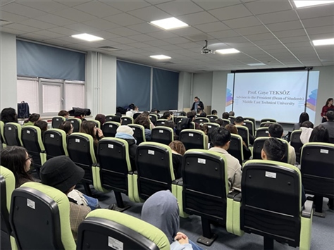 現(xiàn)場宣講中企。主辦方供圖