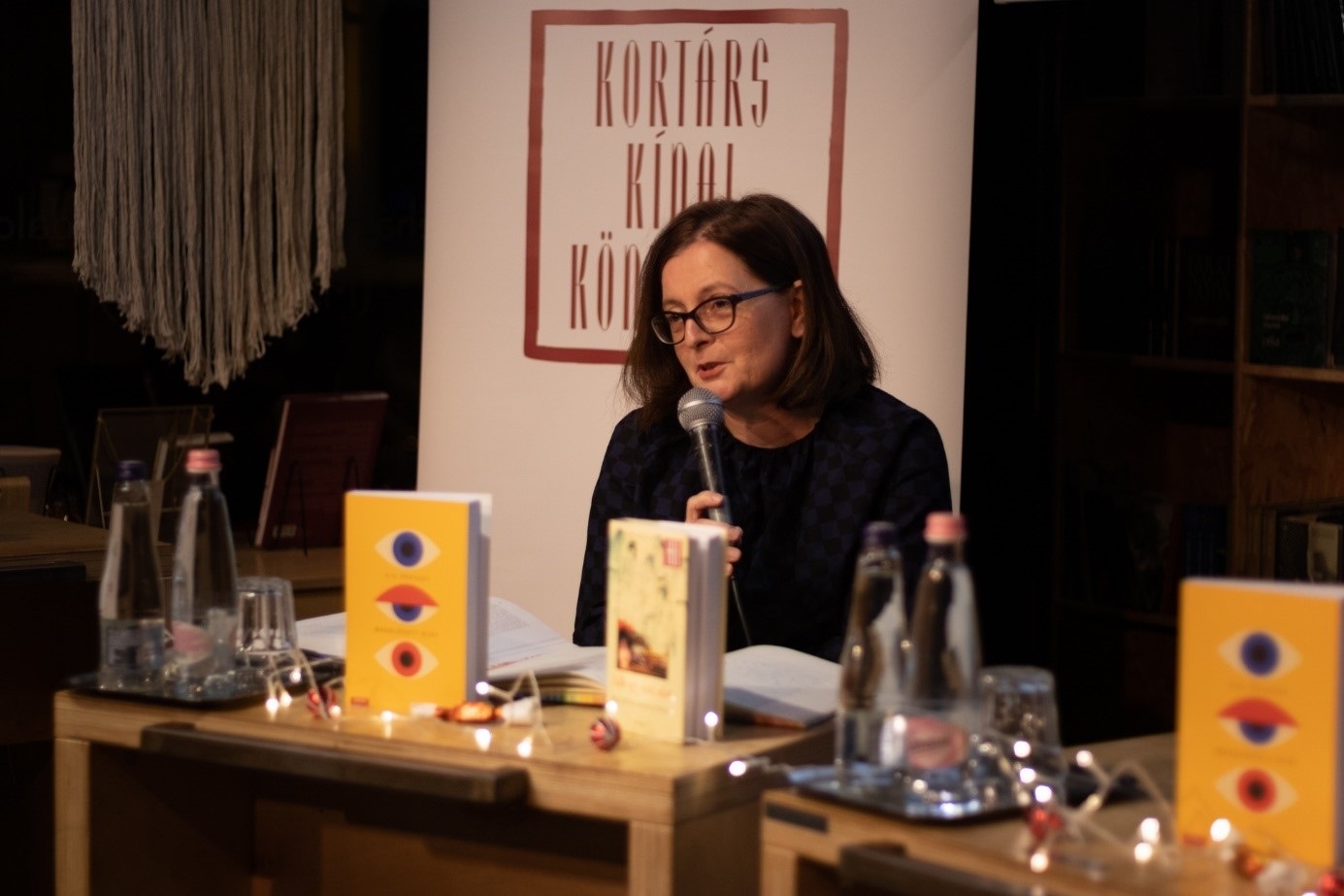 安奈特博士分享讀書體會。摩爾多瓦尼·巴爾納巴斯攝