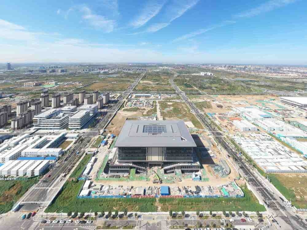 這是雄安新區(qū)大學園圖書館（2023年10月1日攝，無人機照片）。新華社記者 朱旭東 攝