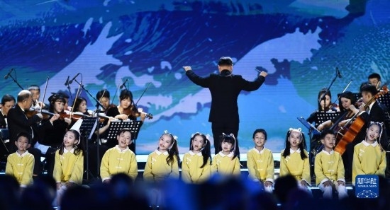 12月16日拍攝的第五屆海南島國際電影節(jié)開幕式現(xiàn)場。