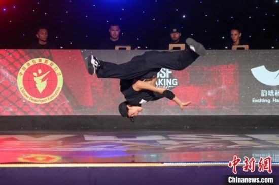 今年7月，首屆亞洲霹靂舞錦標(biāo)賽在拱墅運(yùn)河體育公園體育館舉行。郭天奇 攝