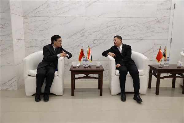 李永明同埃及趙劉慶公參會(huì)談交流。主辦方供圖