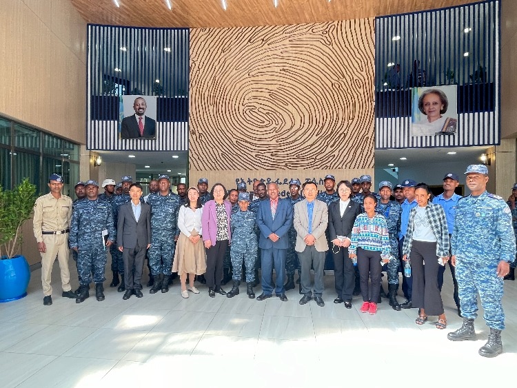 圖為埃塞俄比亞聯(lián)邦警察中文培訓(xùn)班開班儀式現(xiàn)場。亞的斯亞貝巴大學(xué)孔子學(xué)院供圖