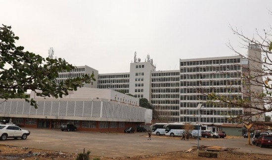 中塞友誼大廈。