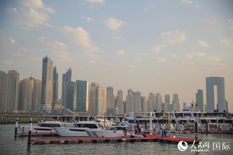 游艇展場(chǎng)景。人民網(wǎng) 塔里克·易卜拉欣攝