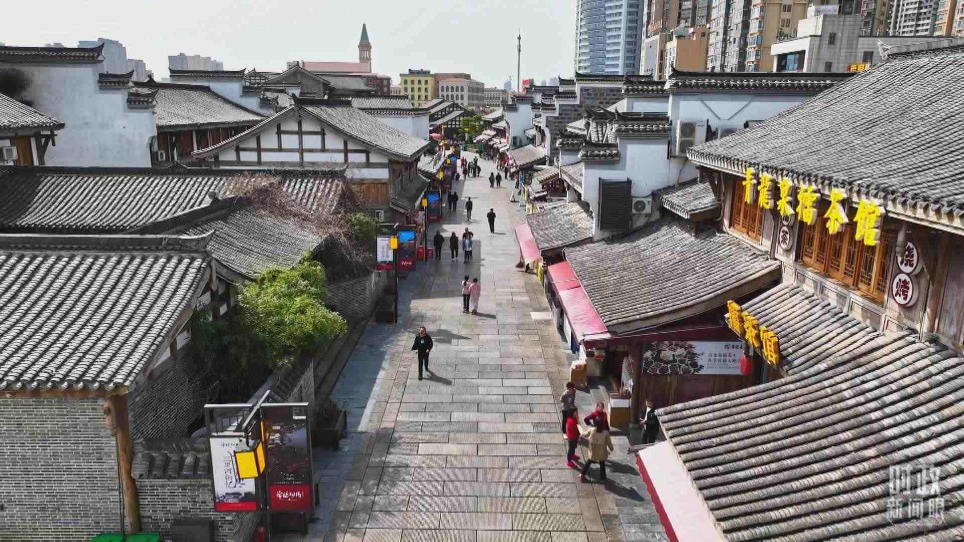 △常德河街。（總臺(tái)記者姚鵬、溫盛強(qiáng)拍攝）