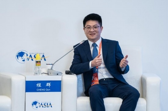 3月27日，猿輔導(dǎo)集團副總裁、人工智能研究院院長程群在分論壇上發(fā)言。新華社記者 曹夢瑤 攝