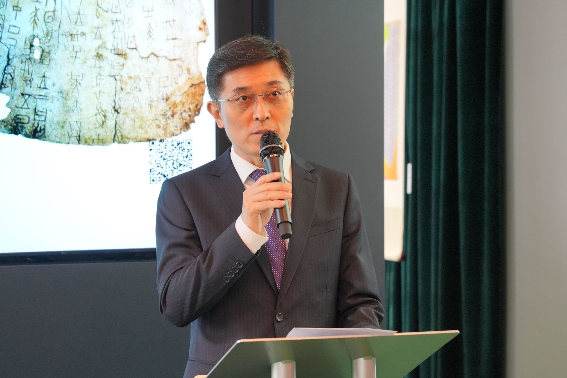 中國駐英國使館公使楊曉光致辭。主辦方供圖