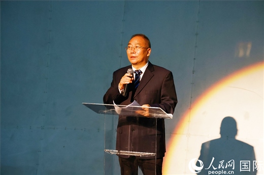 四川省文化和旅游廳副廳長王成平在活動現(xiàn)場進行旅游推介。人民網(wǎng)記者 陳海琪攝