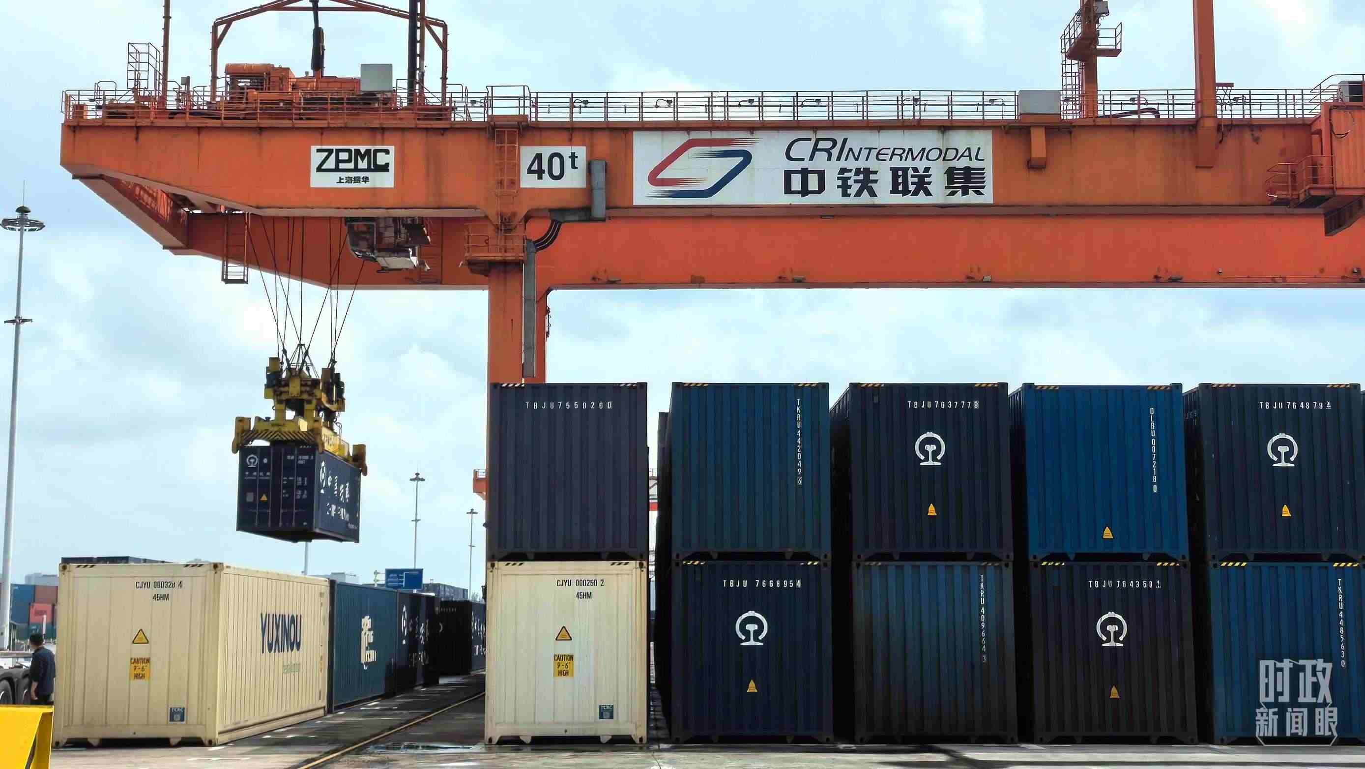 △重慶國際物流樞紐園區(qū)。（總臺央視記者趙化拍攝）