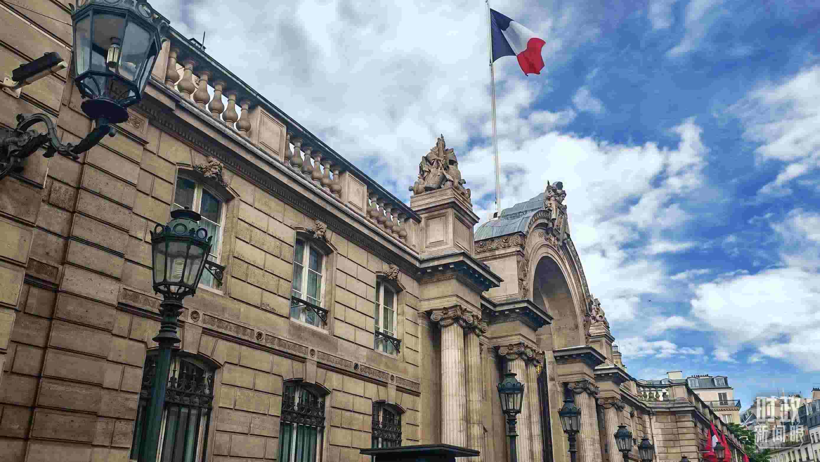 △愛(ài)麗舍宮。（總臺(tái)央視記者劉琦拍攝）