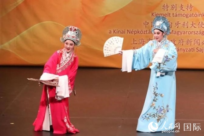 “玉蘭花開·魅力上海”走進(jìn)布達(dá)佩斯。葉辰亮攝