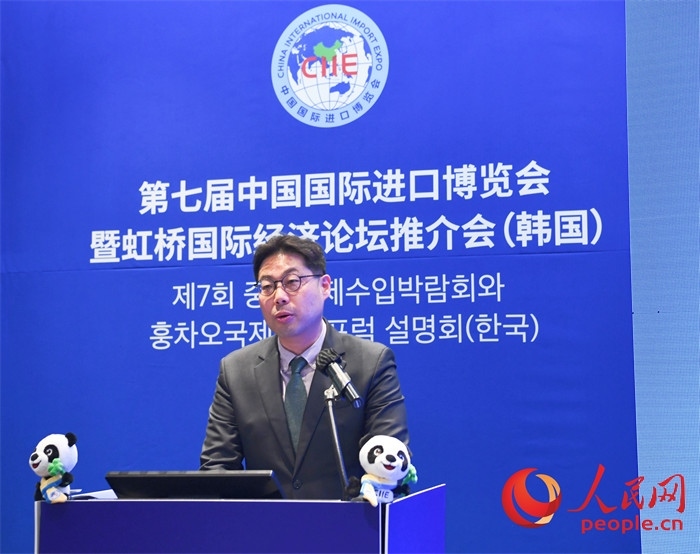 三養(yǎng)方圓集團副社長韓世爀發(fā)言。 人民網(wǎng) 程安康攝