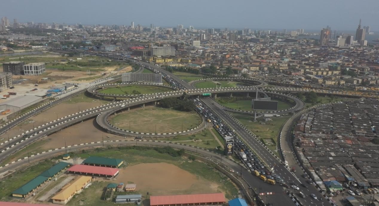 新修復的尼日利亞拉各斯三號橋鳥瞰圖。中國土木尼日利亞有限公司供圖