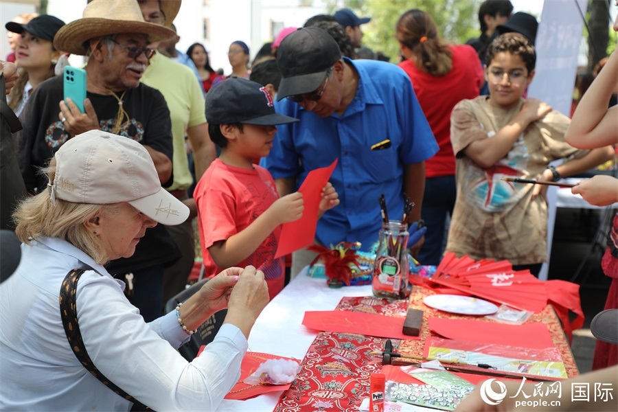 活動現(xiàn)場。人民網(wǎng) 埃內(nèi)斯托·多明戈斯攝