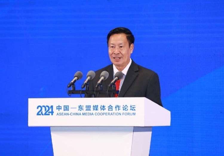 坡西·喬馬尼馮致辭。中國外文局供圖