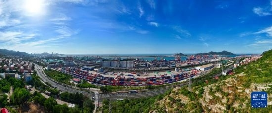 這是6月26日拍攝的中哈連云港物流合作基地（無人機(jī)照片）。新華社記者 季春鵬 攝