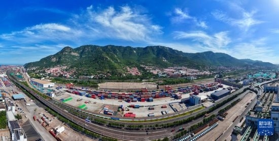 這是6月26日拍攝的中哈連云港物流合作基地（無人機(jī)照片）。新華社記者 季春鵬 攝