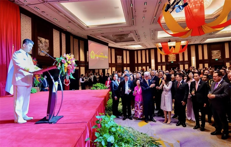 以上圖片均由使館提供，內(nèi)容說明：駐泰使館舉行慶祝建軍97周年招待會(huì)現(xiàn)場。