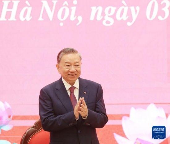 8月3日，在越南河內(nèi)，蘇林出席新聞發(fā)布會。新華社/越通社