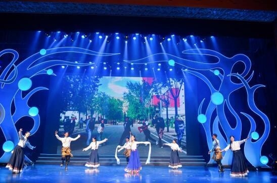 第十屆“歡動(dòng)北京”開(kāi)幕，12國(guó)青少年向未來(lái)問(wèn)好