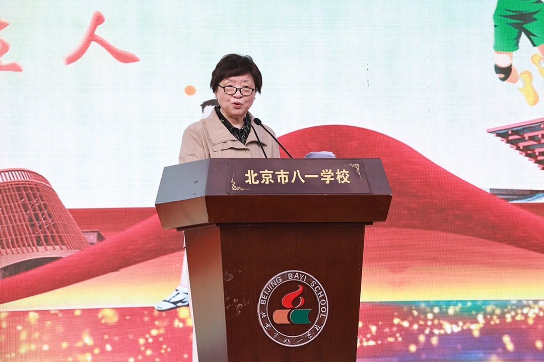 蘇東林院士講授開學第一課。校方供圖