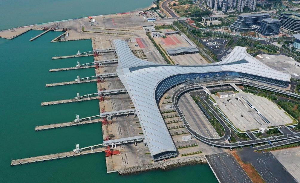 這是已經(jīng)停航的?？谛潞８郏?月4日攝，無(wú)人機(jī)照片）。新華社記者 郭程 攝