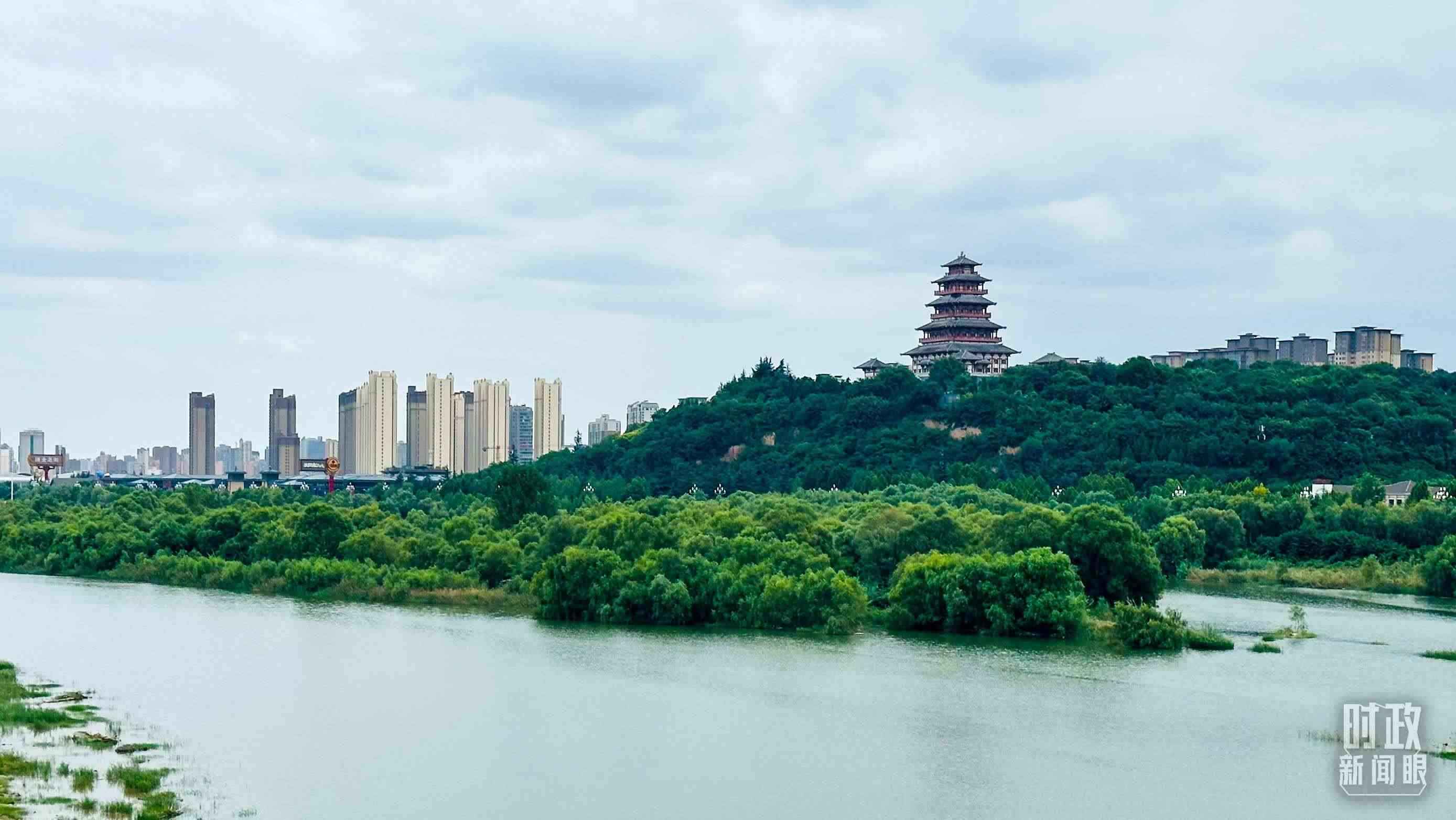 △黃河的第一大支流——渭河。（總臺(tái)央視記者范一鳴拍攝）