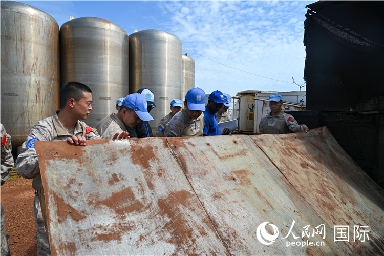 圖3 查看污水處理系統(tǒng)。謝坤攝