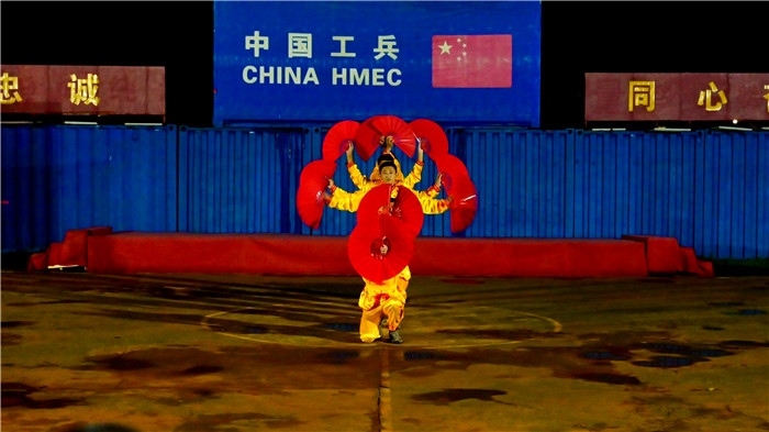 中國傳統(tǒng)文化節(jié)目表演。孫千攝