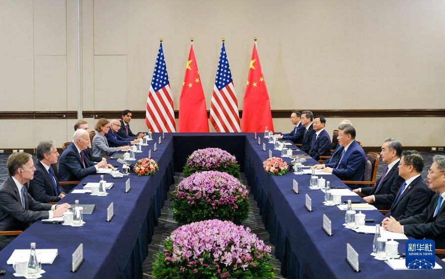 當?shù)貢r間11月16日下午，國家主席習近平在利馬同美國總統(tǒng)拜登舉行會晤。新華社記者 丁林 攝