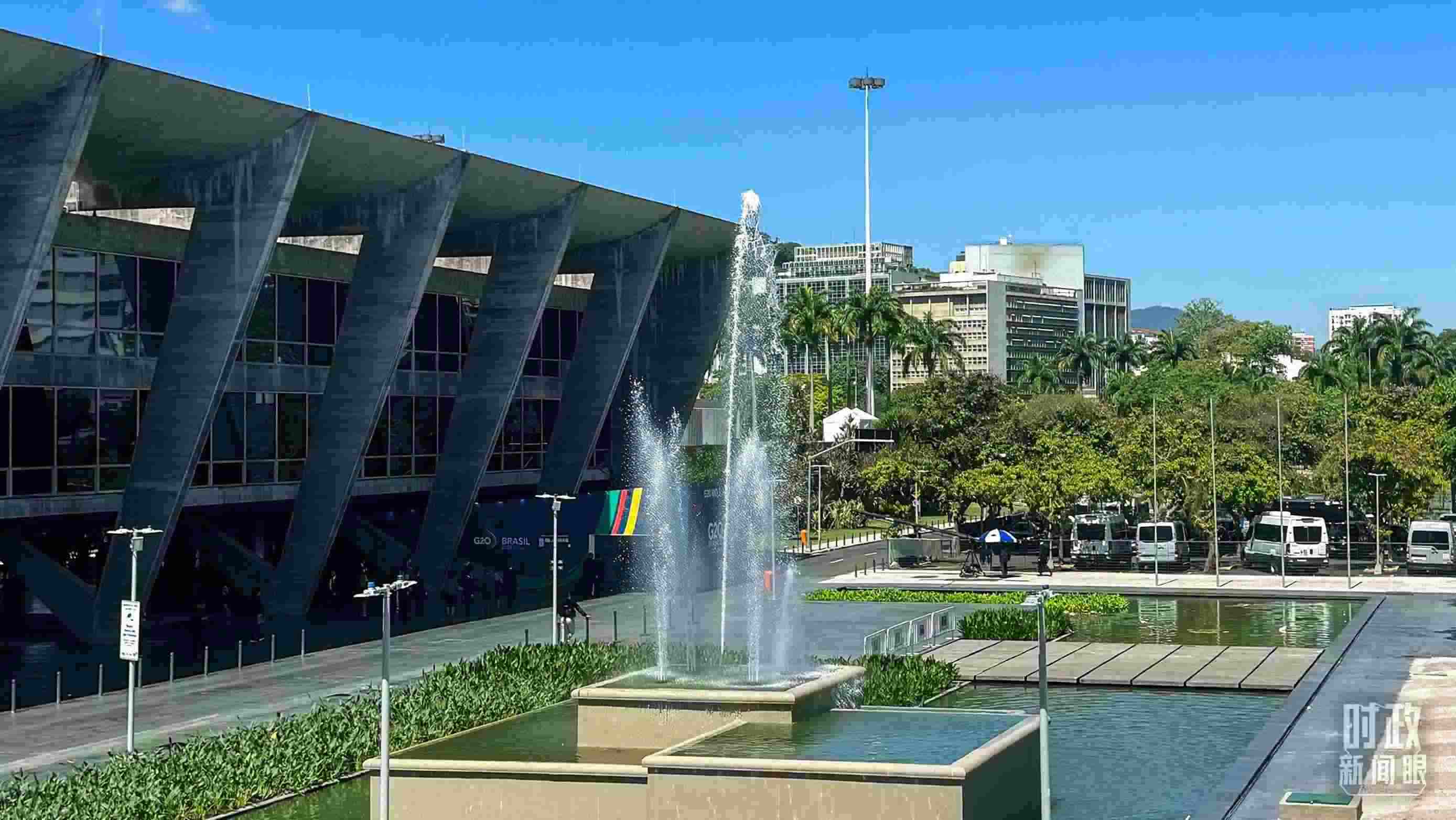 △G20峰會(huì)舉辦地，巴西里約熱內(nèi)盧現(xiàn)代藝術(shù)博物館。（總臺(tái)央視記者趙怡彬拍攝）