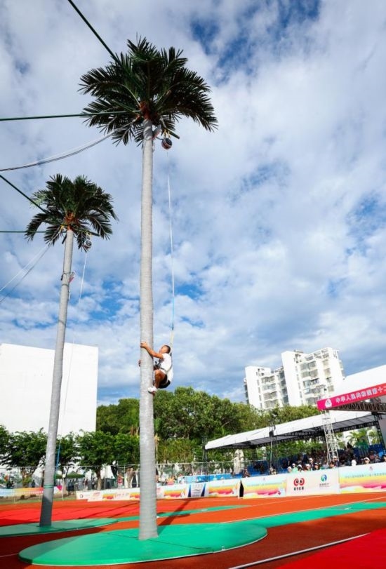 11月23日，海南隊選手曾祥天在比賽中。新華社記者 楊植森 攝